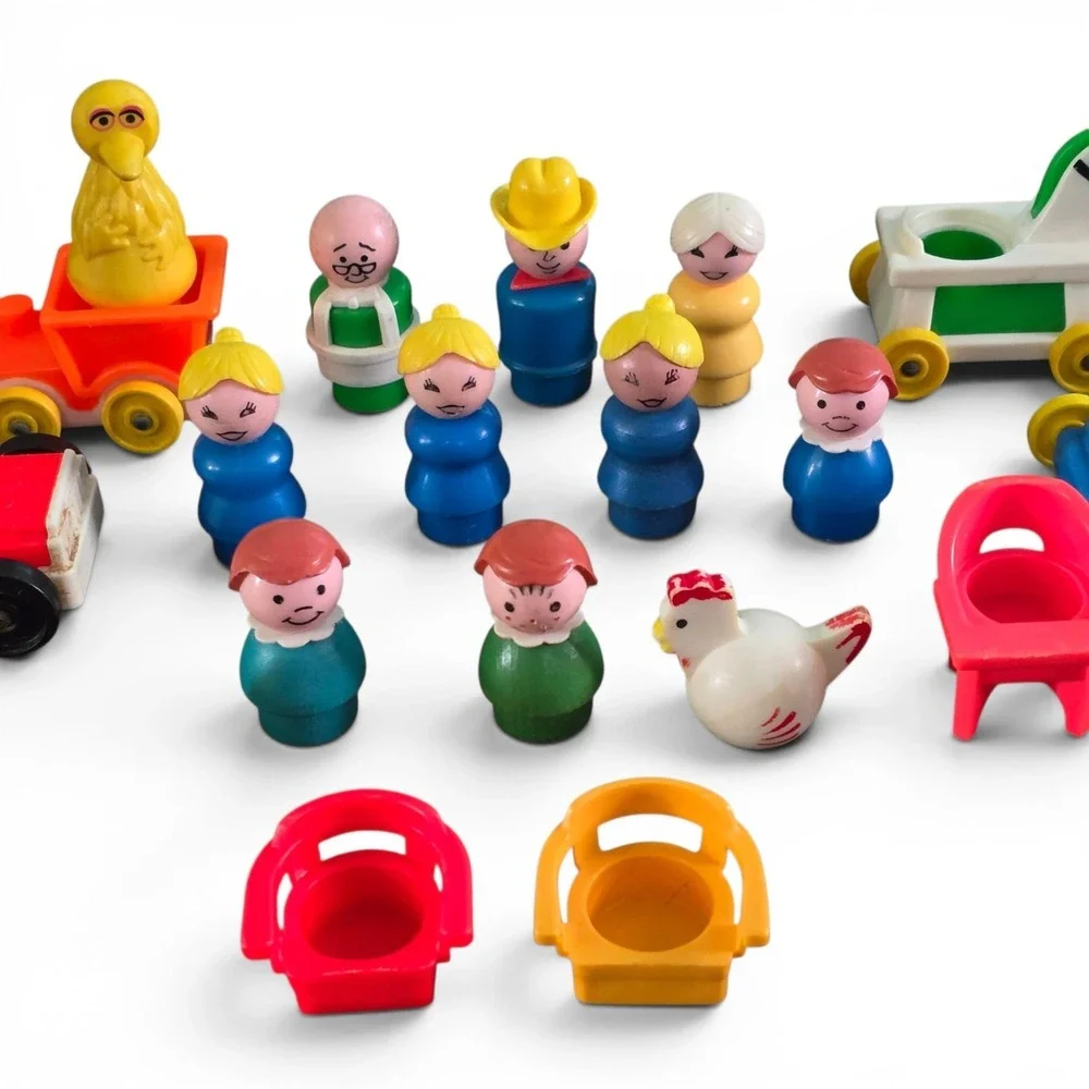 Vintage Fisher Price Little People Lot Bird Bird Sesame Street Vehicles Figures